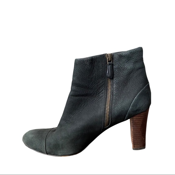 Cole Haan | black nubuck ankle boots size 8.5 B - Picture 11 of 11